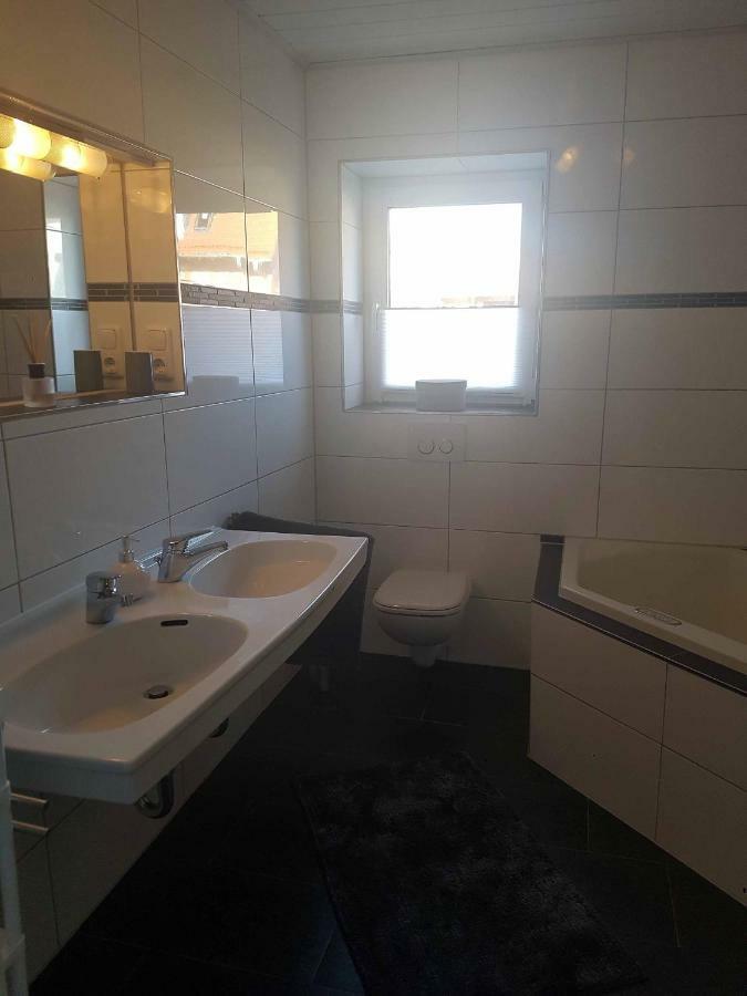 Haeuslinger Ferienwohnung Ерланген Екстер'єр фото